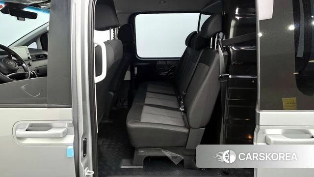 Hyundai Staria 2025 Серебряный из Кореи, фото 2