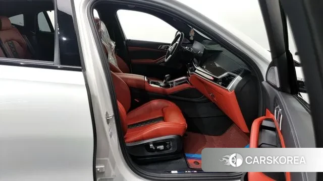 BMW X6M (G06) id 2905117 из Кореи 2