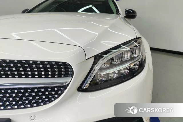 Mercedes-Benz Class C 2021 Белый из Китая, фото 2