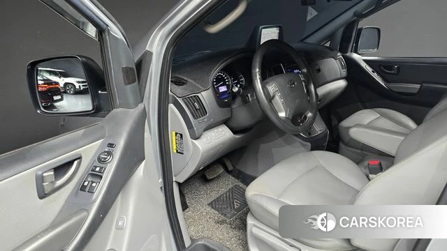 Hyundai The New Grand Starex 2018 Серебряный из Кореи, фото 2