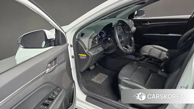 Hyundai The New Avante AD 2019 Белый из Кореи, фото 2