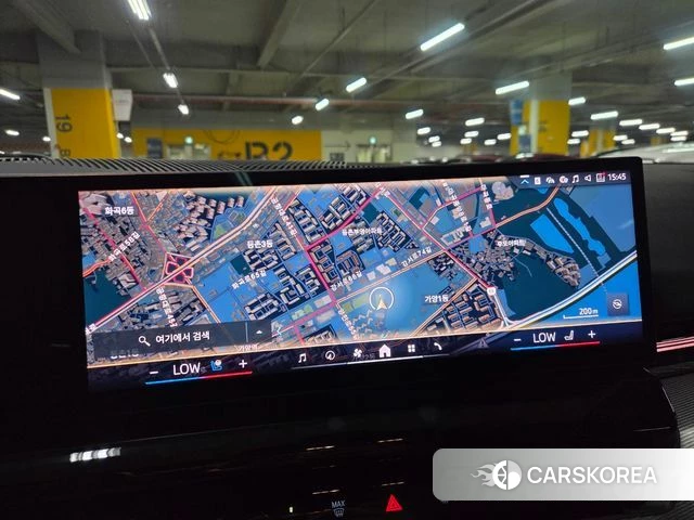 BMW 5 Series (G60) 2024 Белый из Кореи, фото 2
