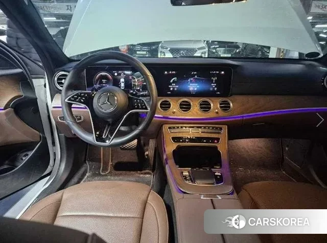 Mercedes-Benz E-Class W213 2022 Белый из Кореи, фото 2