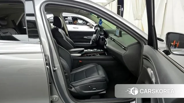 Genesis GV70 2022 Серебряный из Кореи, фото 2