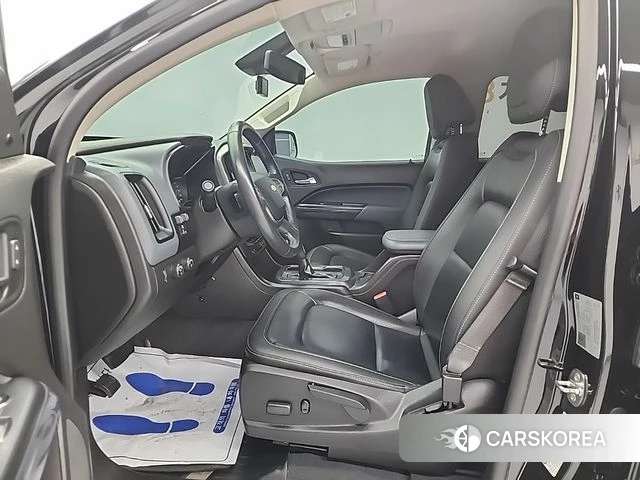 Chevrolet (GM Daewoo) Real New Colorado 2021 Черный из Кореи, фото 2
