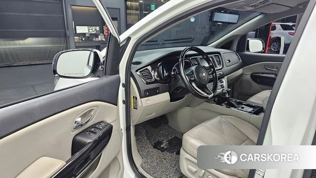 Kia The New Carnival 2019 Белый из Кореи, фото 2