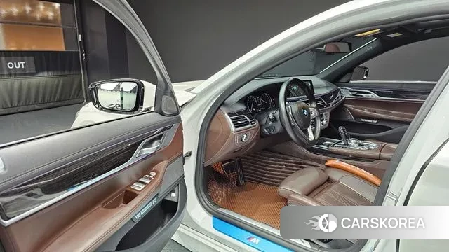 BMW 7 Series (G11) 2018 Белый из Кореи, фото 2