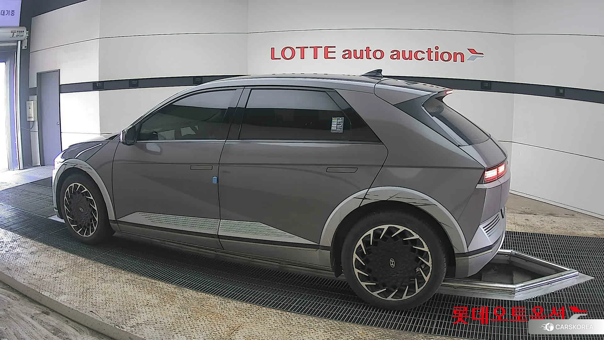 Hyundai IONIQ 5 2022 Mystic Olive Green Pearl из Кореи, фото 2