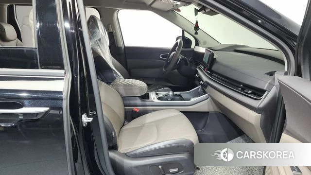 Kia The New Carnival 4th Generation 2024 Черный из Кореи, фото 2