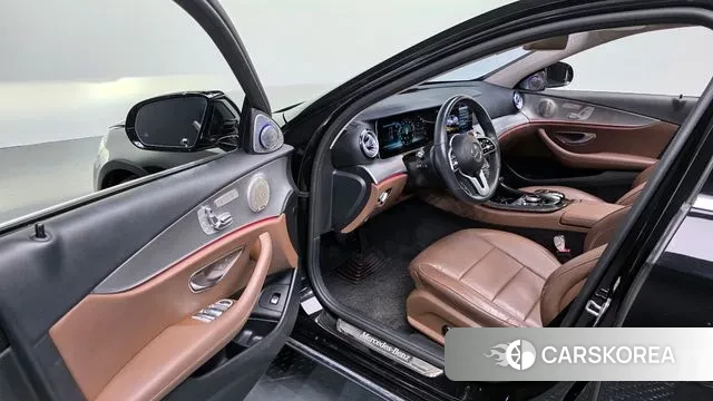 Mercedes-Benz E-Class W213 id 3718294 из Кореи 2