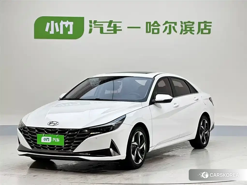 Hyundai Elantra 2022 Белый из Китая, фото 2