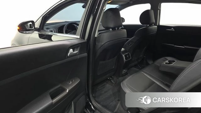 Kia Sportage The Bold 2021 Черный из Кореи, фото 2