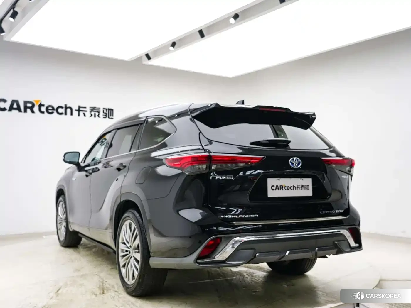 Toyota Highlander 2021 Черный из Китая, фото 2