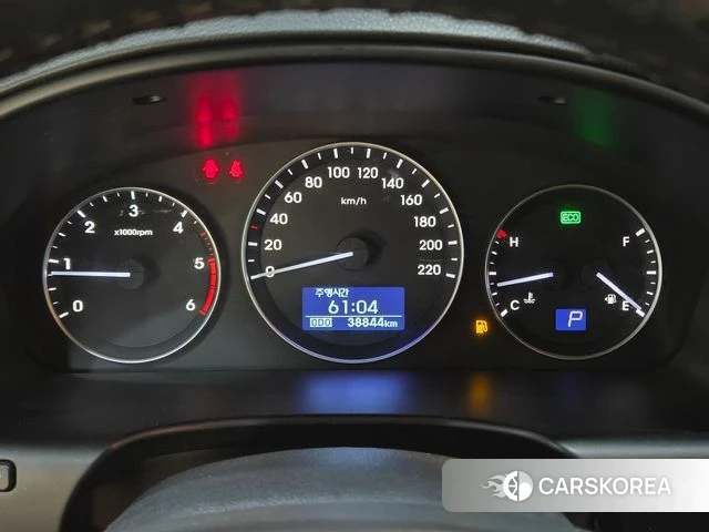 Hyundai The New Grand Starex 2018 Белый из Кореи, фото 2