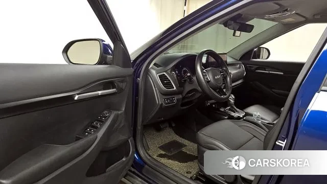 Kia Seltos 2021 Синий из Кореи, фото 2