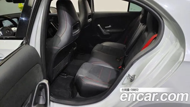 Mercedes-Benz A-Class W177 id 2690647 из Кореи 2