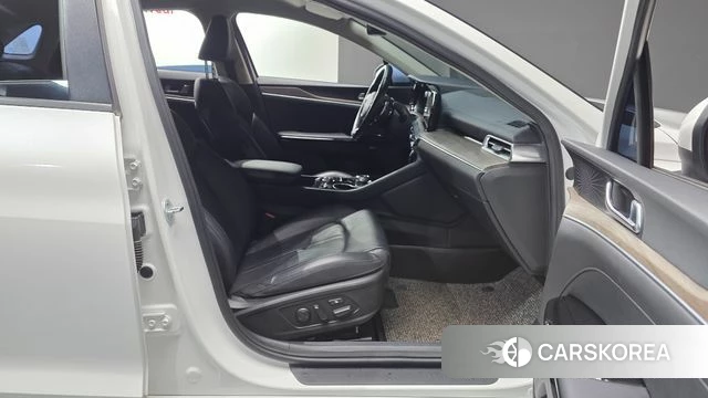 Kia K5 3rd generation 2021 Белый из Кореи, фото 2