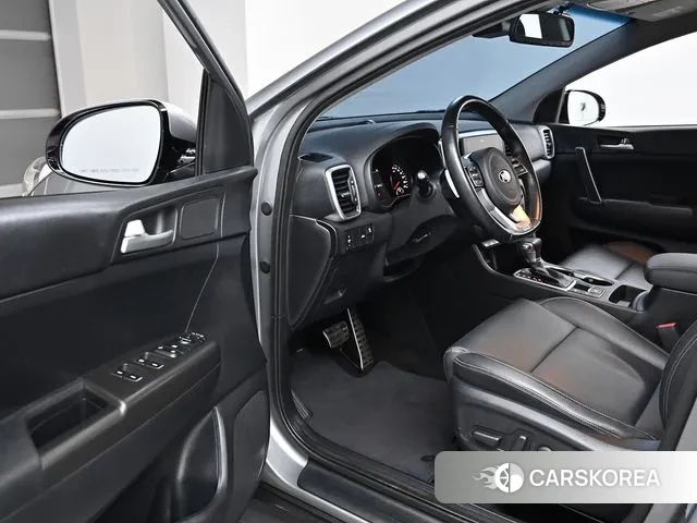Kia Sportage The Bold 2021 Серый из Кореи, фото 2