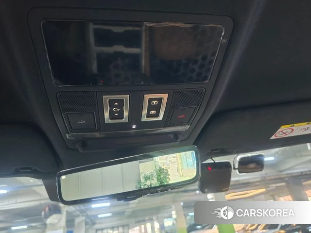 Land Rover Defender (L663) 2025 Черный из Кореи, фото 2