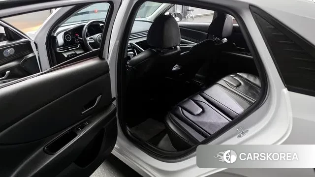 Hyundai Avante (CN7) 2022 Белый из Кореи, фото 2