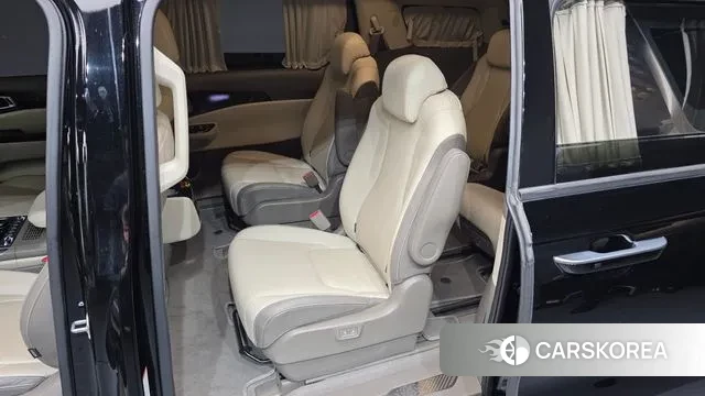 Kia Carnival 4th generation 2022 Черный из Кореи, фото 2