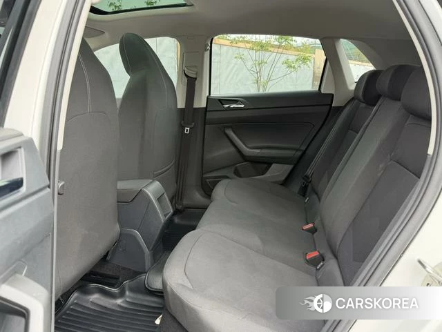 Volkswagen Polo 2021 Белый из Китая, фото 2