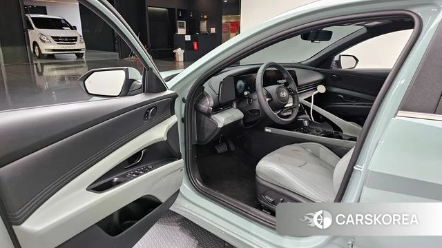 Hyundai The New Avante (CN7) 2025 Светло-зеленый из Кореи, фото 2