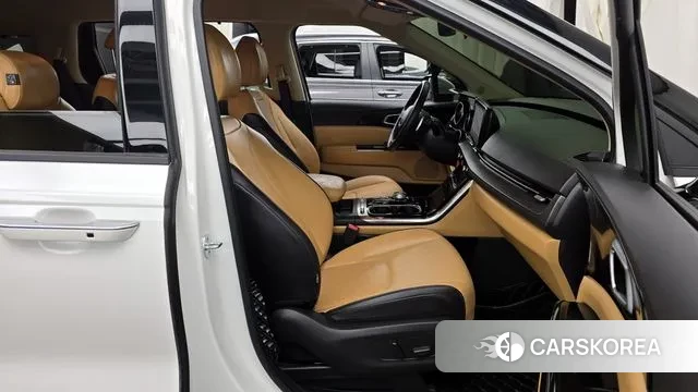 Kia Carnival 4th generation 2022 Белый из Кореи, фото 2