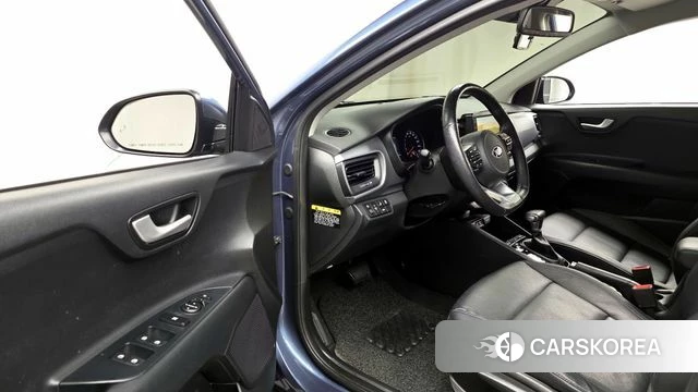 Kia Stonic 2019 Небесно-голубой из Кореи, фото 2