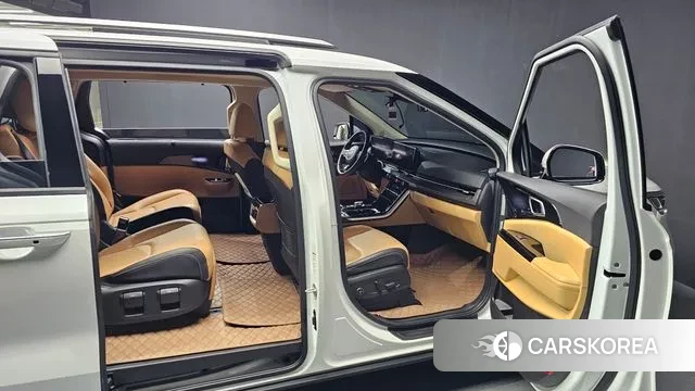 Kia Carnival 4th generation 2022 Белый из Кореи, фото 2