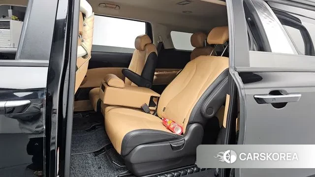 Kia Carnival 4th generation 2021 Черный из Кореи, фото 2