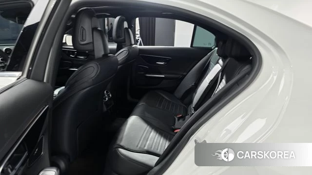 Mercedes-Benz C-Class W206 2024 Белый из Кореи, фото 2