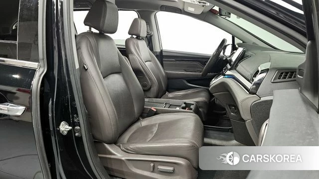 Honda Odyssey 2018 Черный из Кореи, фото 2