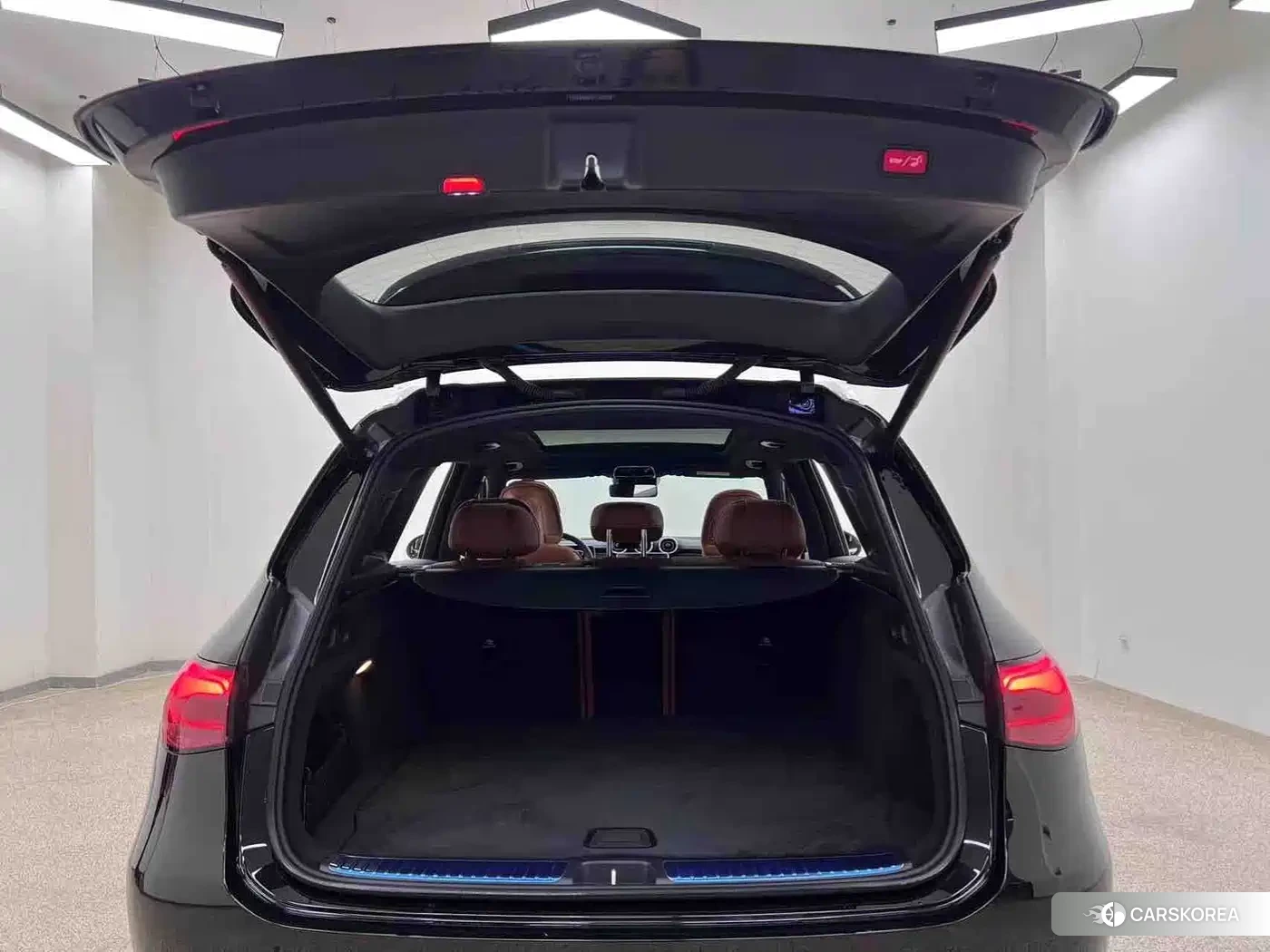 Mercedes-Benz GLC 2023 Черный из Китая, фото 2