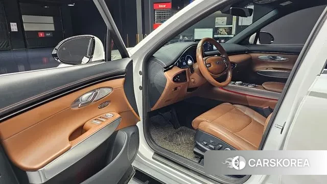 Genesis GV70 2022 Белый из Кореи, фото 2