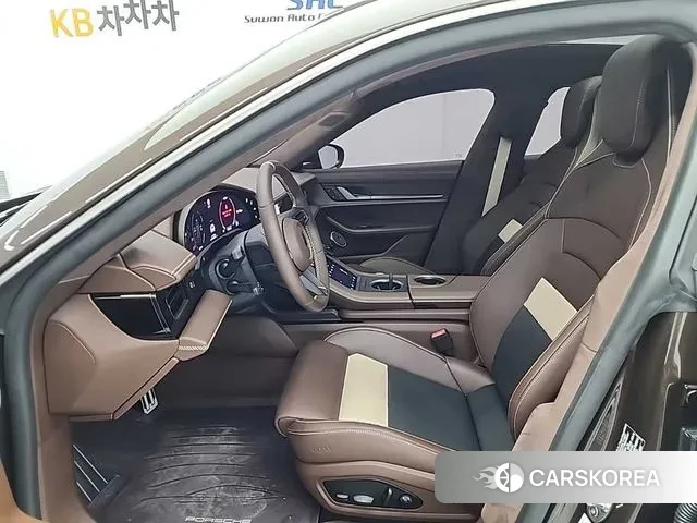 Porsche Taycan 2025 Коричневый из Кореи, фото 2