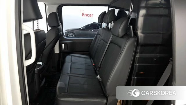 Hyundai Staria 2022 Белый из Кореи, фото 2