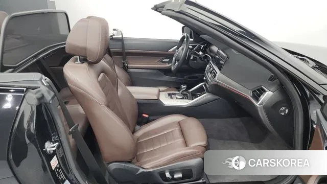 BMW 4 Series (G22) 2021 Черный из Кореи, фото 2