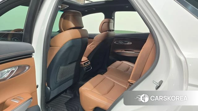 Genesis GV70 2022 Белый из Кореи, фото 2