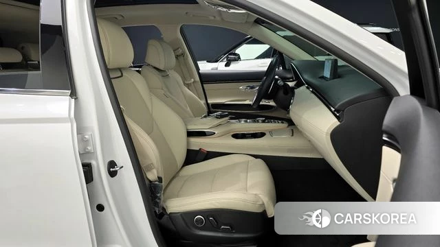 Genesis GV70 2021 Белый из Кореи, фото 2