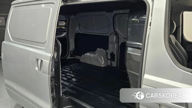 Hyundai The New Grand Starex 2021 Серебряный из Кореи, фото 2