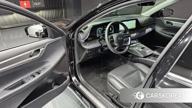 Hyundai The New Grandeur IG Hybrid 2022 Черный из Кореи, фото 2