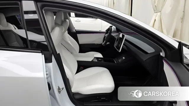 Tesla Model 3 2024 Белый из Кореи, фото 2