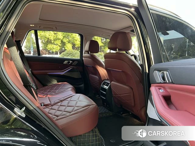 BMW X5 2023 Черный из Китая, фото 2