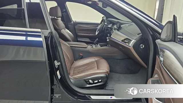 BMW 6 Series GT (G32) 2020 Черный из Кореи, фото 2