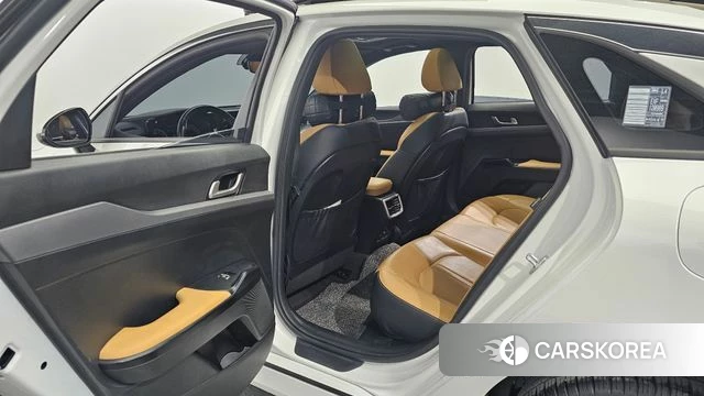 Kia K5 3rd generation 2021 Белый из Кореи, фото 2