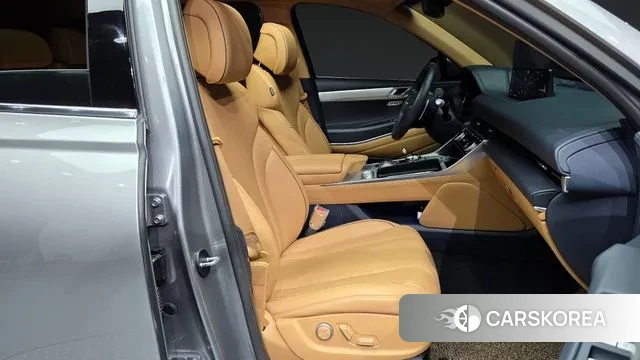 Genesis GV80 2023 Серебристо-серый из Кореи, фото 2