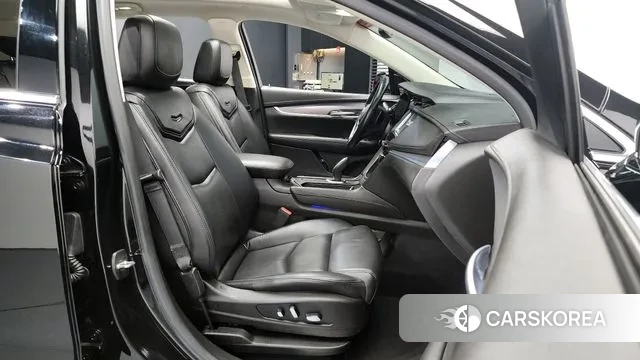 Cadillac XT5 2018 Черный из Кореи, фото 2