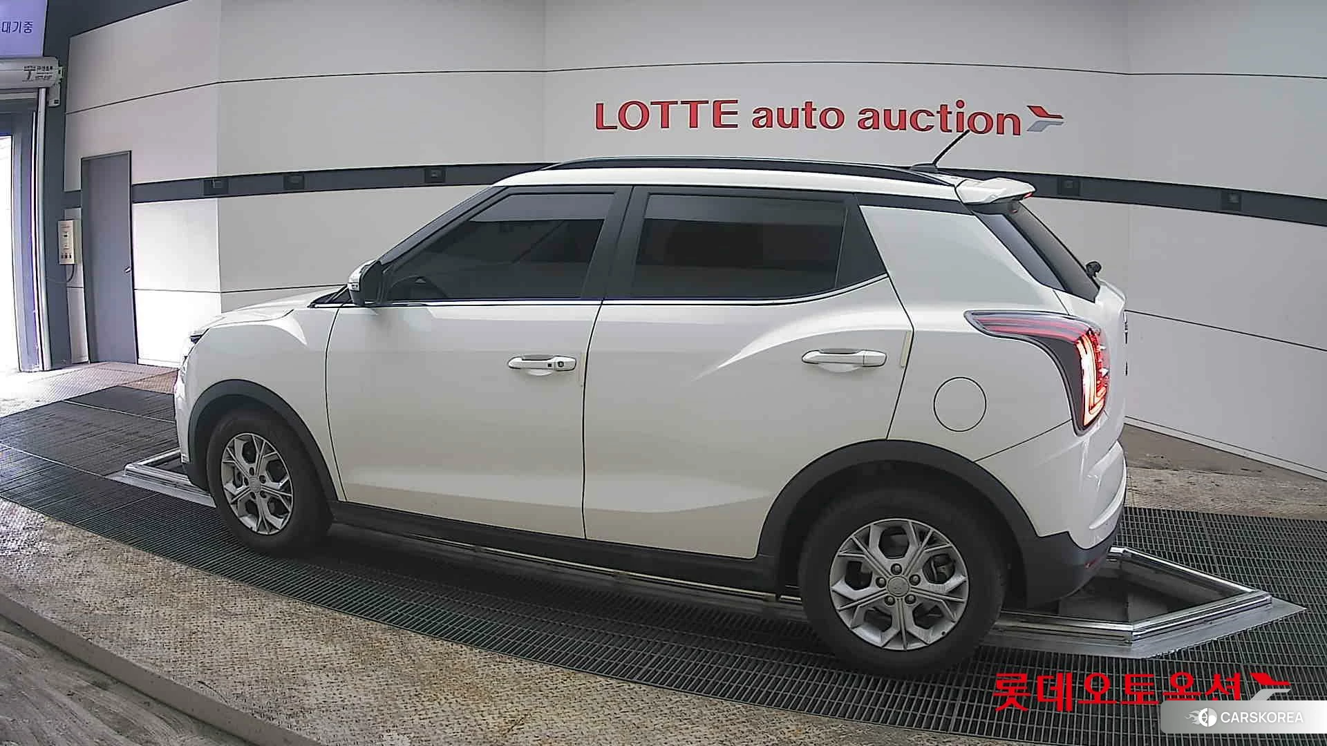 SsangYong Tivoli 2021 Grand White из Кореи, фото 2