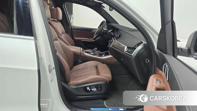 BMW X5 (G05) 2022 Белый из Кореи, фото 2